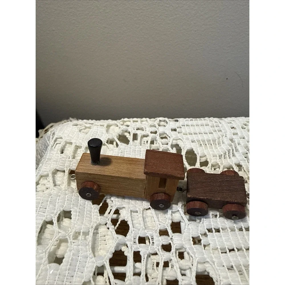 Vintage Loquai Small Wooden Toy Train Set 5 Piece West Germany Light